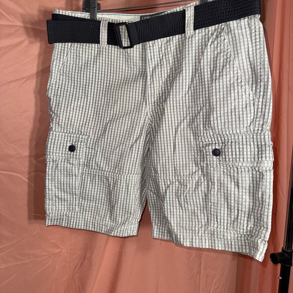 Men’s Lazer belted shorts size 36